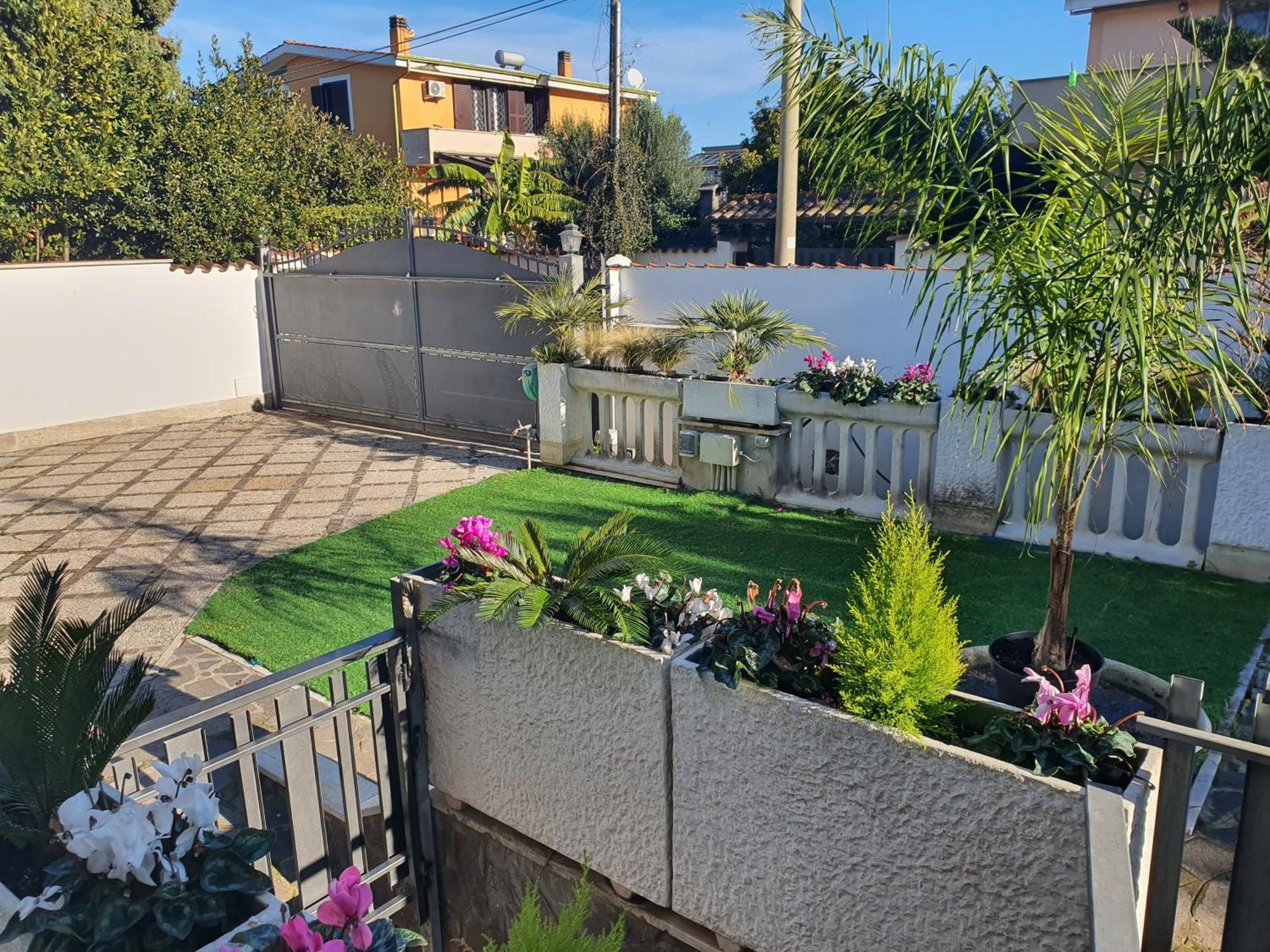 Il Sole Di Roma Villa กาซาล ปาล็อกโก ภายนอก รูปภาพ